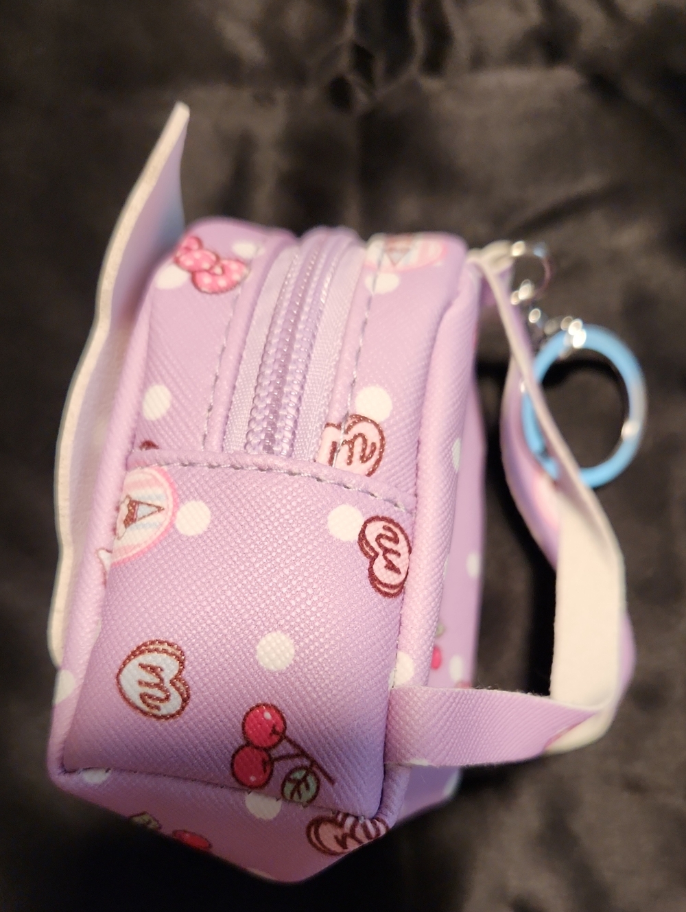 *New Mini Hello Kitty Keychain Backpack - Picture 3 of 3